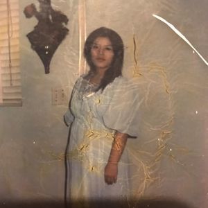 Meet your Posher, Debbie